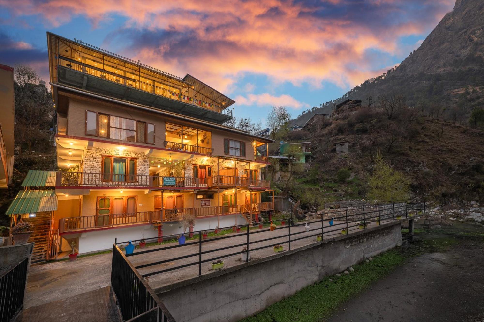 Sharda Resort-Tirthan Valley Banjār Dış mekan fotoğraf