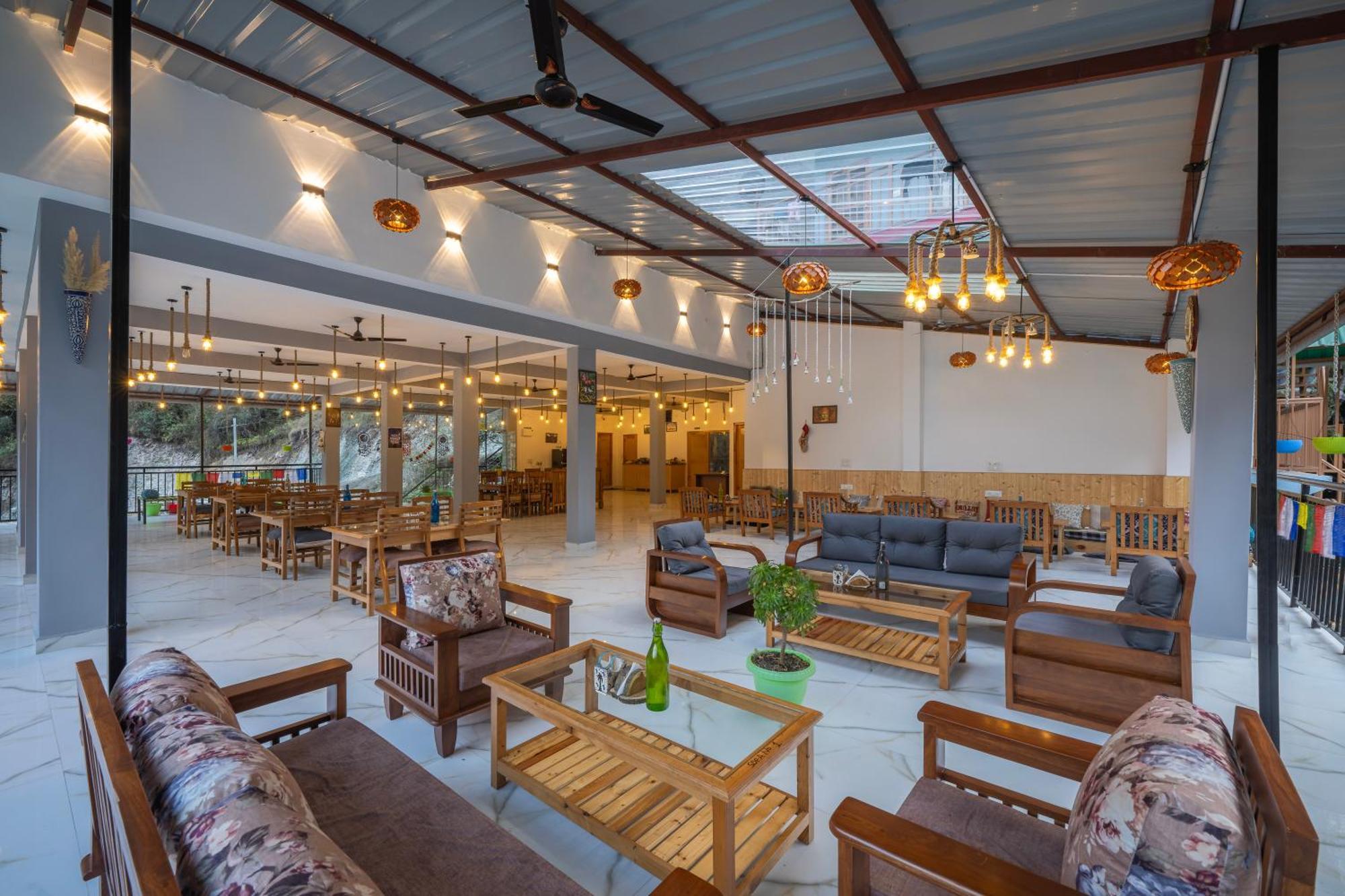 Sharda Resort-Tirthan Valley Banjār Dış mekan fotoğraf